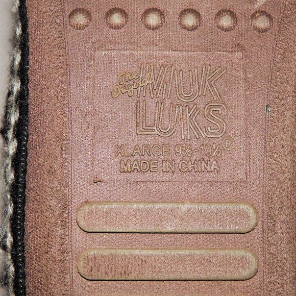 Mukluks Amira Cozy gray Fair Isle slippers - Picture 8 of 8